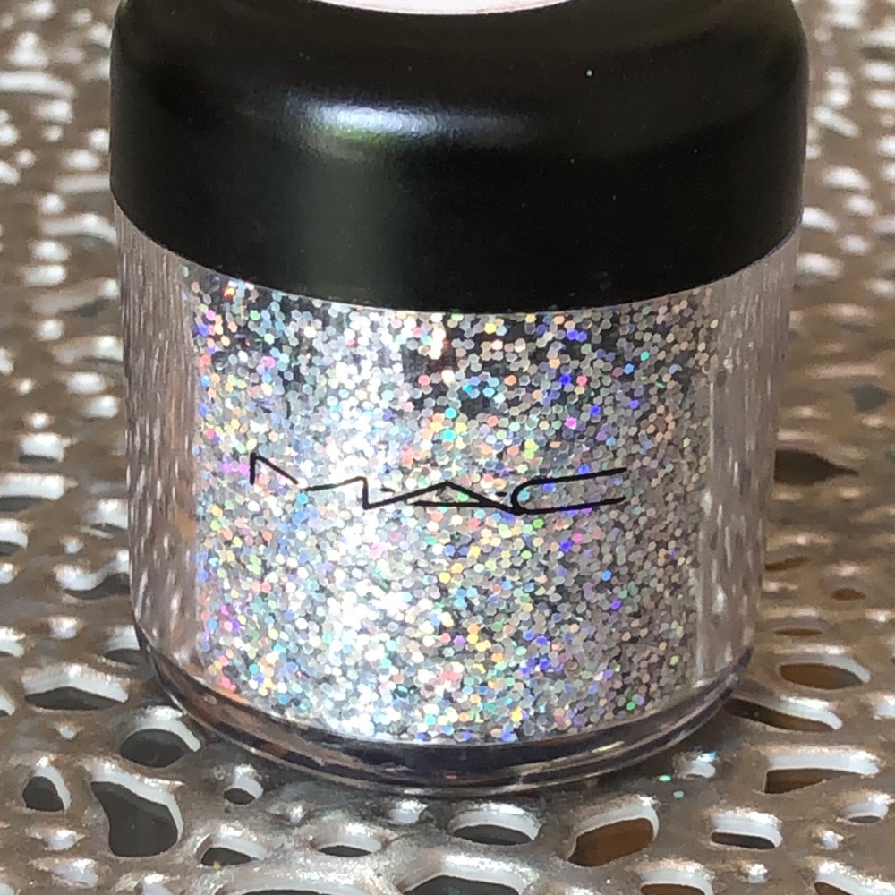 Mac 3D silver glitter